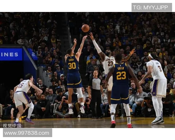 勇士与太阳激战2019年元旦NBA盛宴精彩回顾与赛况分析