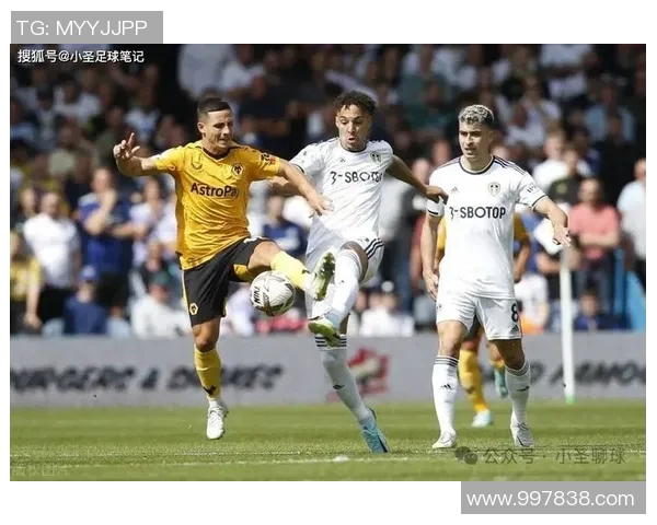 广岛三箭与鹿岛鹿角的激烈对决展现日本足球的魅力与实力