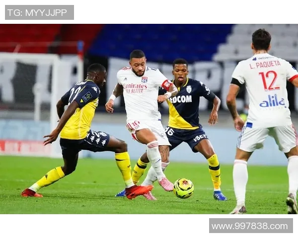 波尔蒂茫主场迎战布拉加期待精彩对决双方争夺胜利的激烈较量 波尔蒂茫主场迎战布拉加期待精彩对决双方争夺胜利的激烈较量