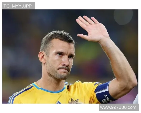 谢什科的传奇人生与足球生涯探秘:从草根到顶尖球星的奋斗历程 谢什科的传奇人生与足球生涯探秘:从草根到顶尖球星的奋斗历程