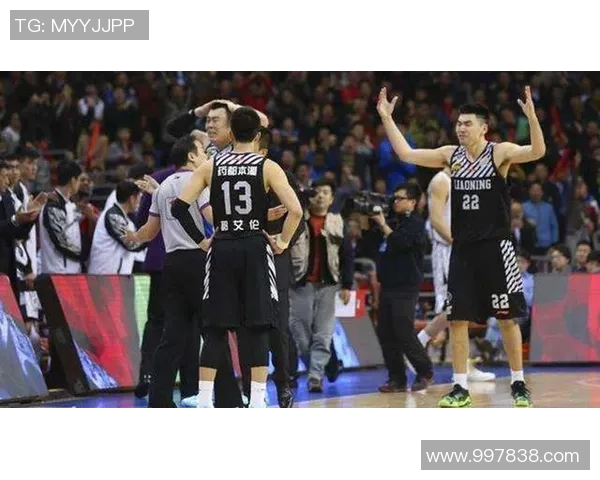 重庆篮球队配合风格深度解析与对比分析