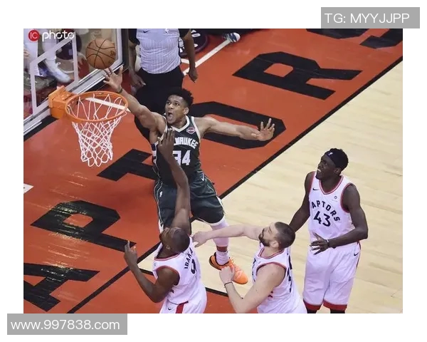 雄鹿与猛龙激战东部决赛精彩回顾及赛况分析尽在CNTV 雄鹿与猛龙激战东部决赛精彩回顾及赛况分析尽在CNTV